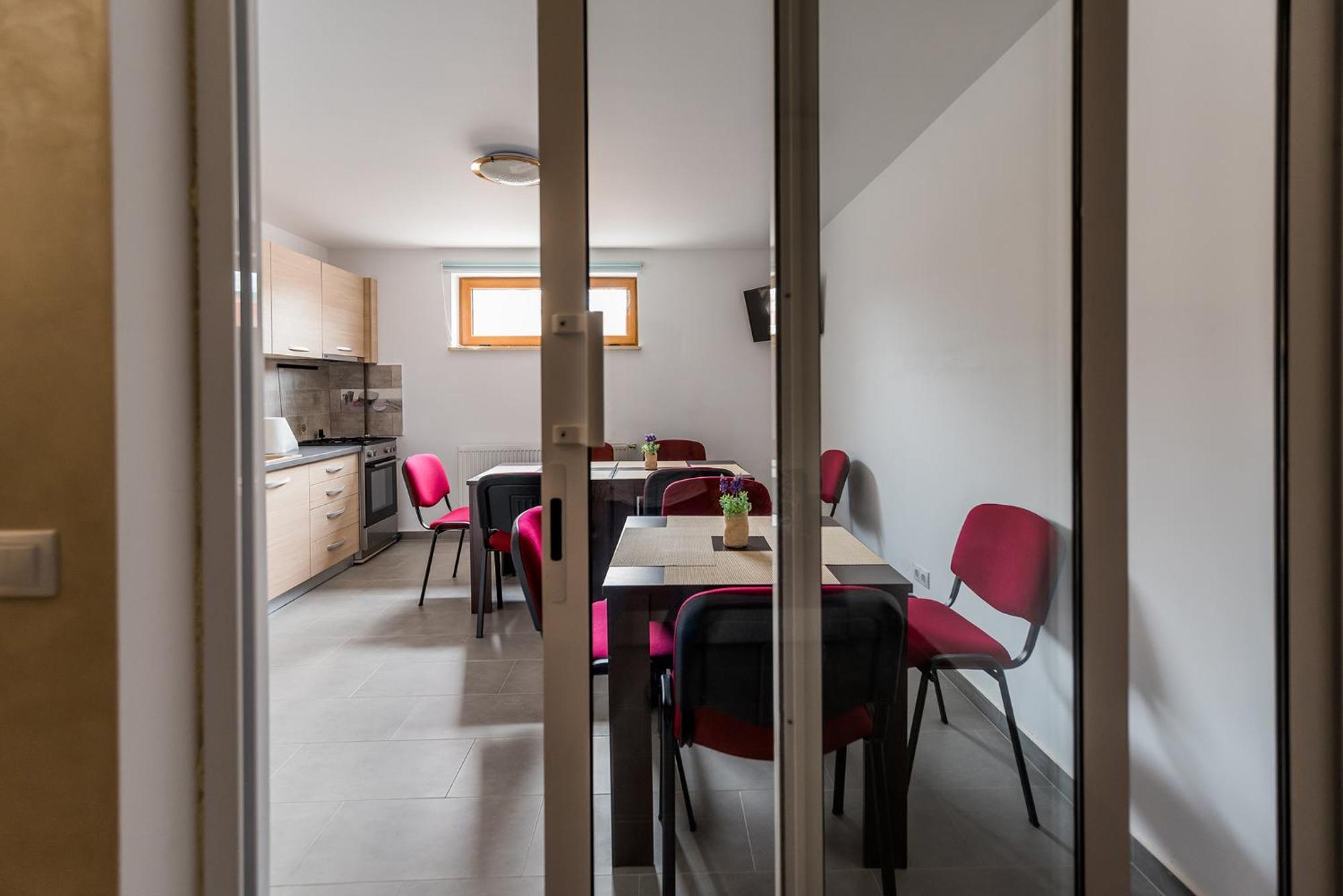 Отель Casa Sorriso Турда Экстерьер фото